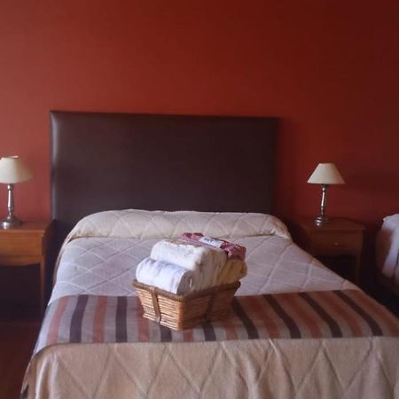Colonial Colon Hotel ภายนอก รูปภาพ